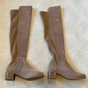 Tan Women’s Thigh High Boots. Suede. Size 6. Insole measures 9”